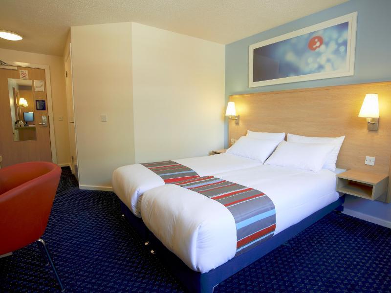 Travelodge Preston Central Экстерьер фото