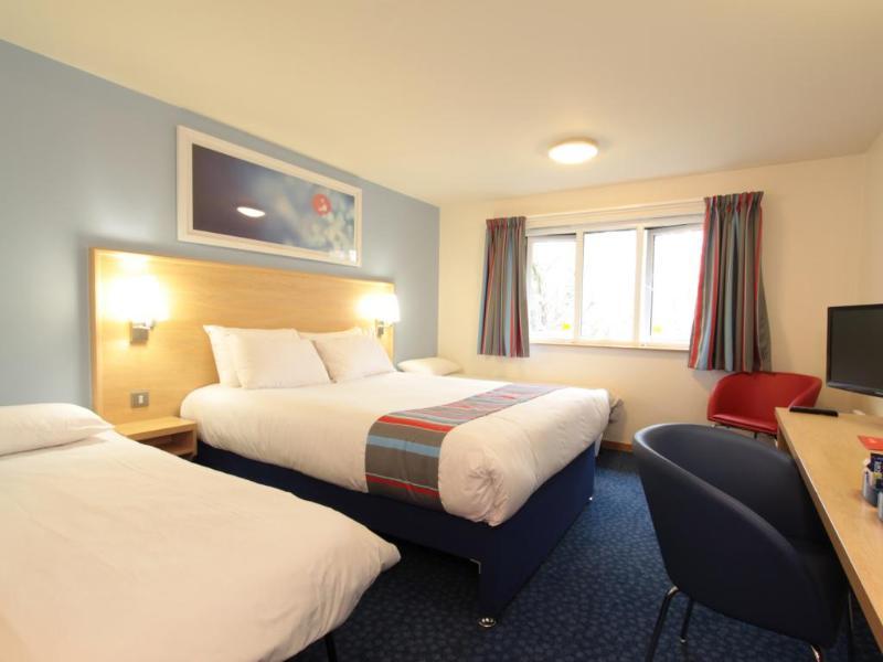 Travelodge Preston Central Экстерьер фото